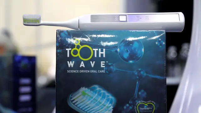 A Toothwave toothbrush(33464008)