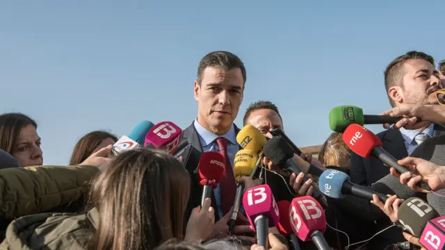 Pedro Sánchez, este miércoles, en su visita a las zonas afectadas por la borrasca Gloria en Mallorca