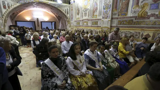 Los vecinos de Ayerbe celebraron una gran fiesta para la reapertura de la Virgen de Casbas.