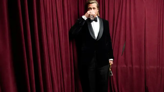 Brad Pitt, en las bambalinas del Dolbt Theatre tras ganar el Óscar.