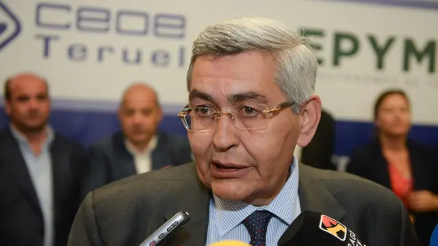 José Antonio Pérez Cebrián al ser elegido presidente de CEOE-Teruel.