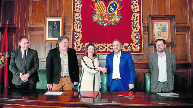 Firma del convenio del PGU del Ayuntamiento de Teruel con el consejero Soro de DGA /2020-03-06/ Fotos: Jorge Escudero [[[FOTOGRAFOS]]]