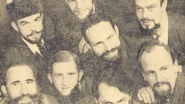 Ignacio Parral Ripamilán (abajo a la izquierda), en un concurso de barbudos en Suecia.