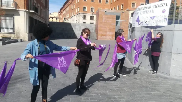 Preparativos en Teruel para la manifestación de esta tarde.