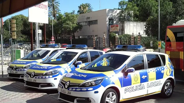 Coche de la Policía Local de Sevilla.