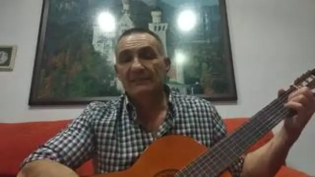 Toño Sánchez, de Gurrea de Gállego, ha compuesto una canción para los niños en estos días de encierro. La canción se titula 'La tormenta pasará' y la ha subido a Youtube