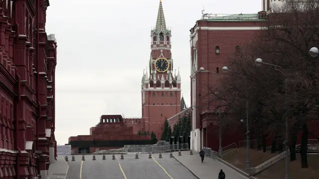 Moscú impone una cuarentena obligatoria tras un fallido confinamiento voluntario