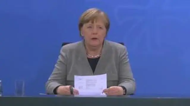 Merkel también anuncia la apertura el próximo lunes de las tiendas con menos de 800 metros cuadrados