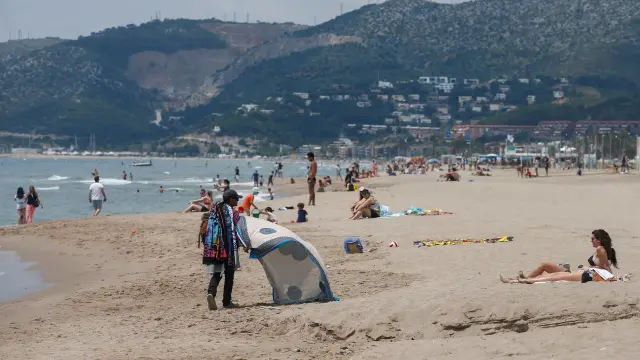 Desescalada en la playa de Castelldefels (Barcelona)