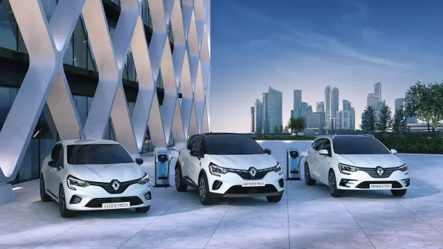 Modelos de la nueva gama Renault E-Tech: Clio, Captur y Megane.