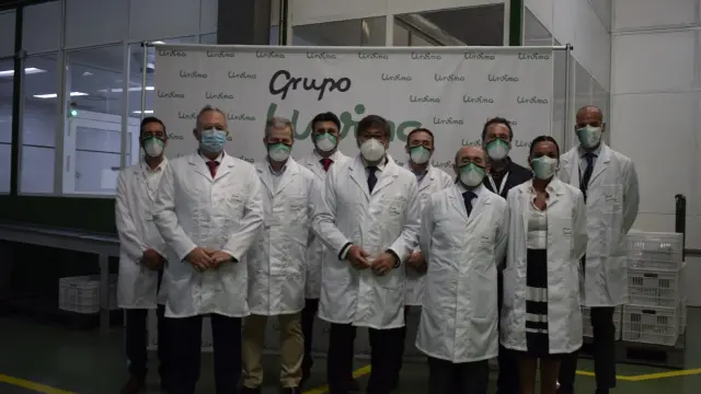 Todo el equipo de dirección de Grupo Urvina en las instalaciones de carretera de Logroño, durante la visita a las instalaciones realizada por Arturo Aliaga