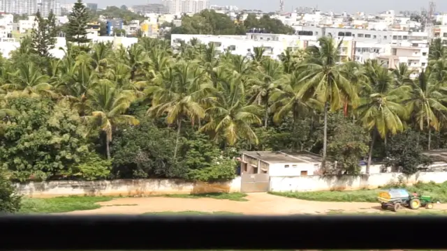 Vista de una de las ventanas, ubicada en la India.