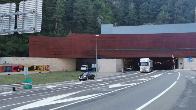 Imagen de este jueves del túnel internacional de Somport, principal acceso a Francia desde Aragón.
