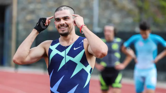 Bruno Hortelano bate en Andorra con 15.42 el récord de España de 150 metros