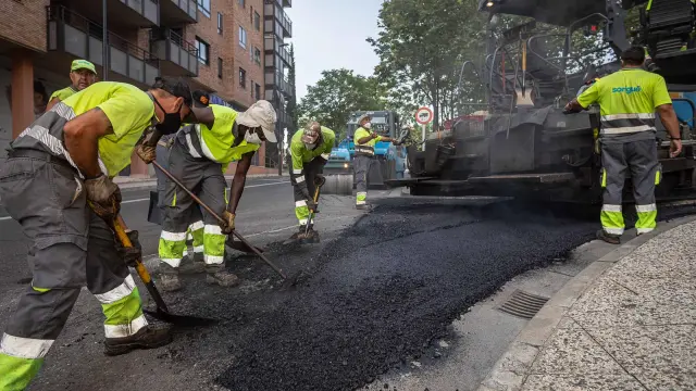 Obras de asfaltado en Zaragoza