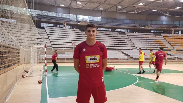 Luis Mosquera ya se entrena con el Bada Huesca.