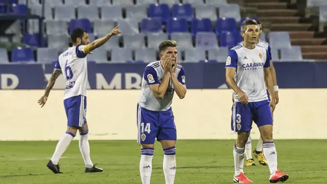 Raúl Guti se lamenta, durante el partido del domingo ante el Elche.