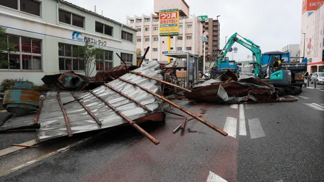 Daños causados por el tifón en Japón.