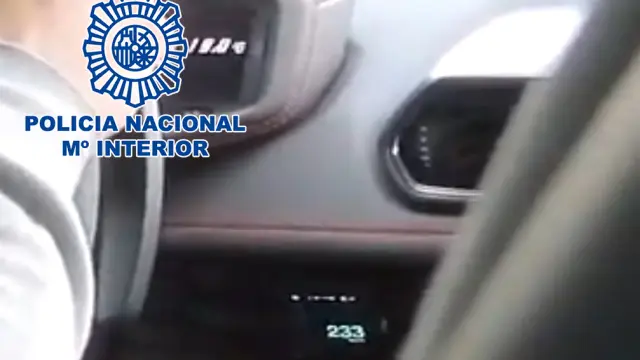 Captura del vídeo del Youtuber en el que se puede ver la velocidad que llevaba