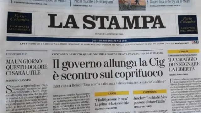 Portada del periódico 'La Stampa' que incluye el editorial de Massimo Giannini