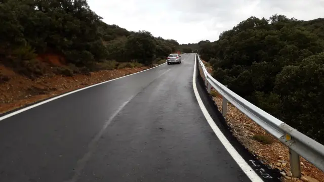 La DPZ concluye el firme de la carretera que conecta Ariza y Bordalba tras invertir 210.000 euros