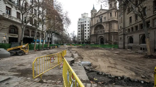 La plaza de Santa Engracia de Zaragoza está en plenas obras de peatonalización y mejora.