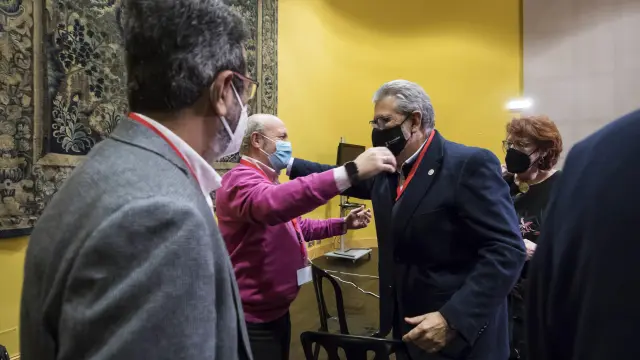 José Antonio Mayoral la noche en que salió reelegido rector de la Universidad de Zaragoza
