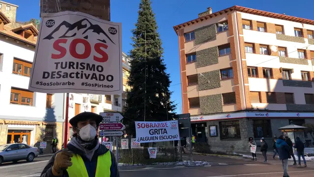 El movimiento ciudadano SOS Pirineo Aragonés ha convocado ya 20 manifestaciones en distintas localidades de la provincia de Huesca.