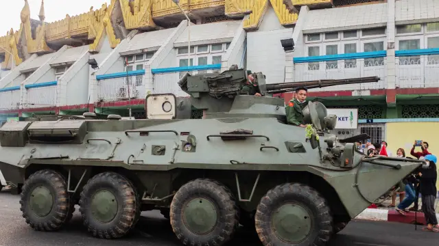 Military armoured vehicles in Yangon