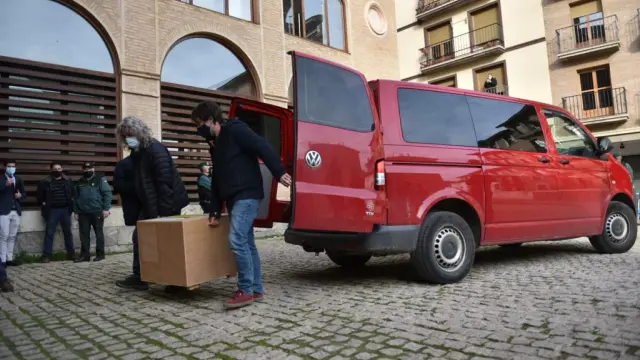 Los bienes llegan por fin a Aragón pero Cataluña solo entrega dos cajas
