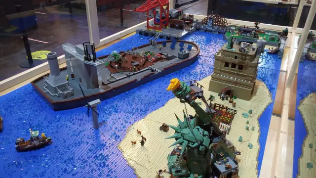 Más de 200.000 piezas de LEGO llegan a Ejea de los Caballeros este domingo con una gran exposición