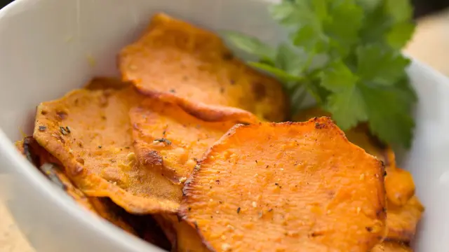 Los chips de vegetales se han transformado en una nueva moda ideal para el aperitivo.