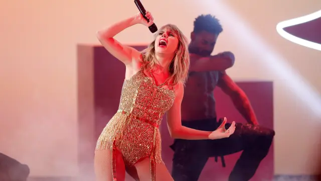 Taylor Swift en los 2019 American Music Awards en Los Angeles.