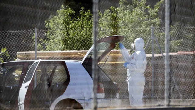 Los Mossos hallan el cadáver de un hombre en el maletero de su coche en Rosas