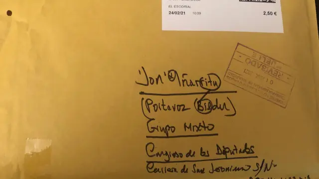 El sobre recibido por Jon Iñarritu (Bildu)