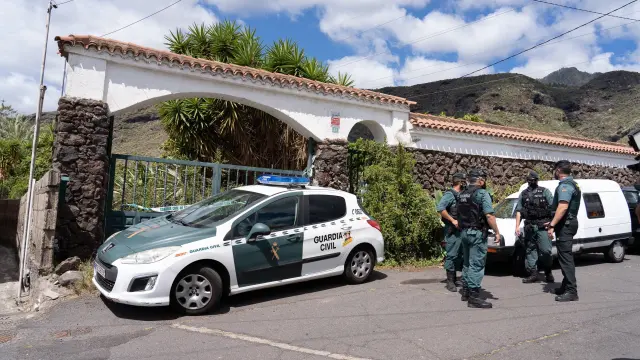 Segundo registro en casa del padre de las niñas en Tenerife