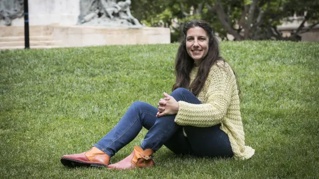 Eva Saldaña, nueva directora de Greenpeace, el pasado jueves en la plaza de los Sitios de Zaragoza.