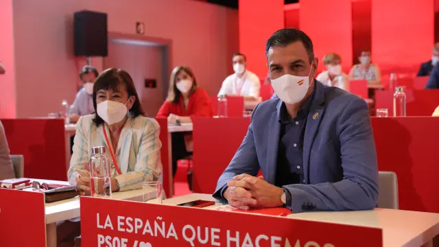 La presidenta del PSOE, Cristina Narbona y el presidente del Gobierno, Pedro Sánchez, durante una reunión de los componentes del Comité Federal del PSOE, a 3 de julio de 2021