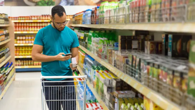 Cada vez más consumidores atienden a datos como las listas de ingredientes de los artículos.