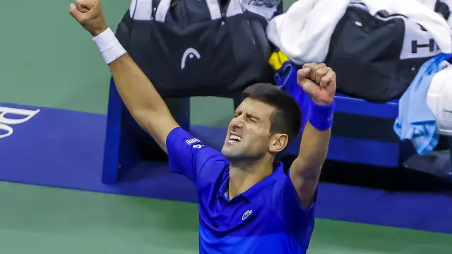 Djokovic celebra la victoria.