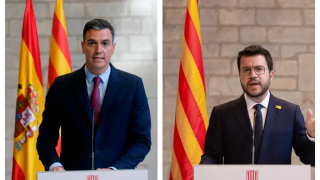 A la izquierda: Sánchez delante de las dos banderas. A la derecha: Aragonès solo con la catalana