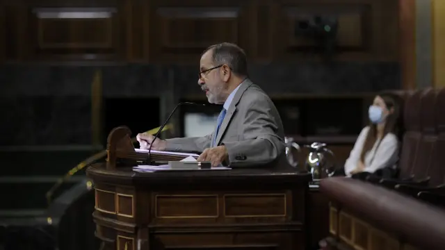 El Defensor del Pueblo, Francisco Fernández Marugán, interviene en una sesión plenaria en el Congreso de los Diputados,