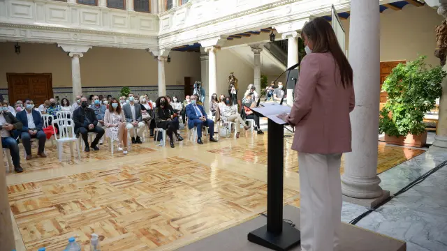 La consejera han participado en Teruel en la celebración del Día Mundial de la Salud Mental, en un acto celebrado en el claustro del Obispado.
