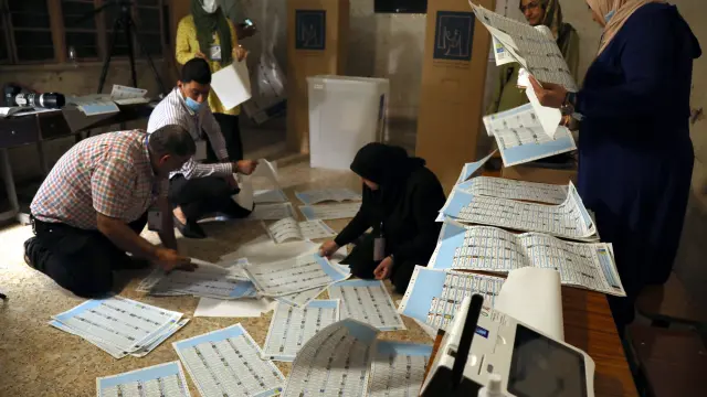 Recuento de votos en Bagdad IRAQ ELECTIONS