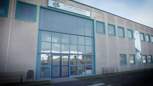 Instalaciones de Porcinnova, incubadora de alta tecnología situada en la localidad zaragozana de Ejea de los Caballeros.
