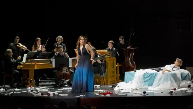La soprano María Eugenia Boix y Los Músicos de Su Alteza, durante un concierto.