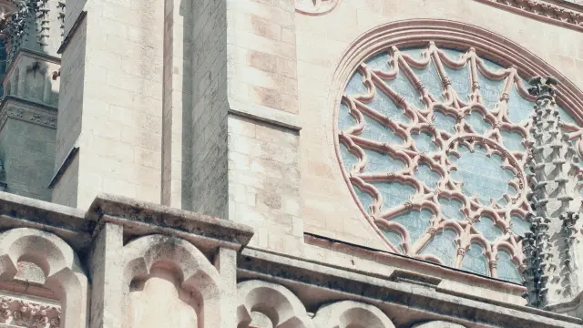 Imagen de archivo de la fachada de la Catedral de Burgos, donde nunca llego el mapa