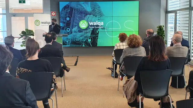 Arturo Aliaga presenta la nueva estrategia de Walqa para atraer nuevas empresas.