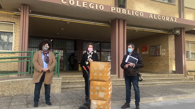 El Ayuntamiento de Huesca ha entregado 40.000 mascarillas al departamento de Educación.