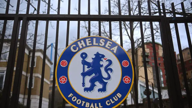 Logo del Chelsea FC en el oeste de Londres.